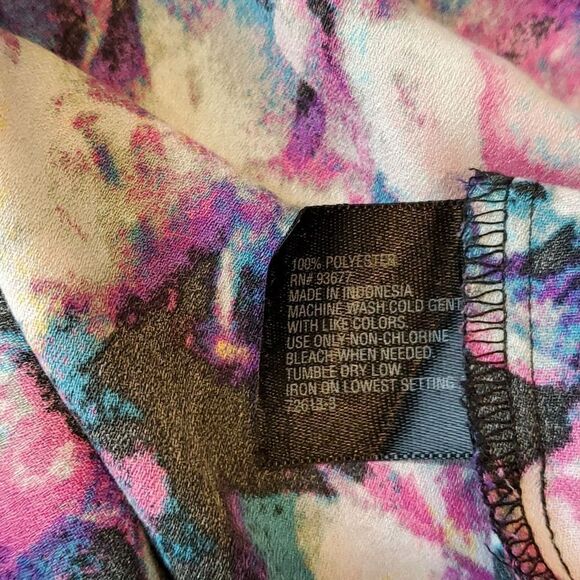 Worthington Sz M Purple Watercolor Floral Print Sleeveless Blouse Shell Career - Picture 9 of 9